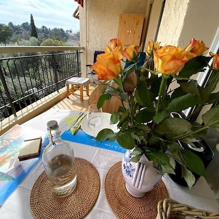 Logement Cosy, Situe Entre Ciel Et Mer Vence Extérieur photo