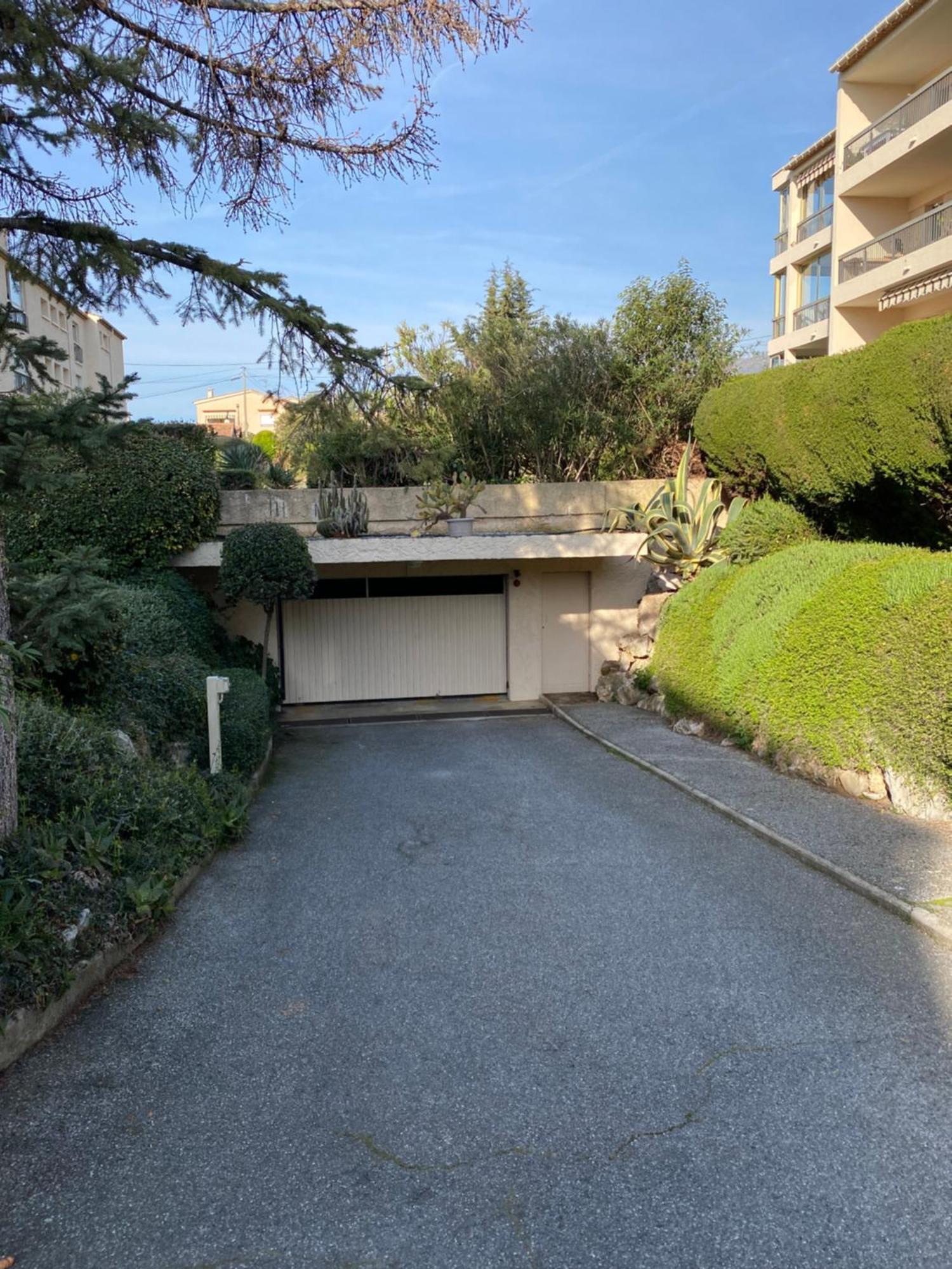 Logement Cosy, Situe Entre Ciel Et Mer Vence Extérieur photo